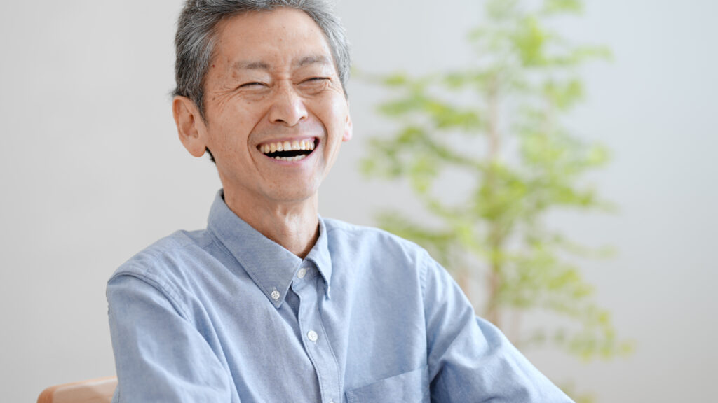 笑顔の男性
